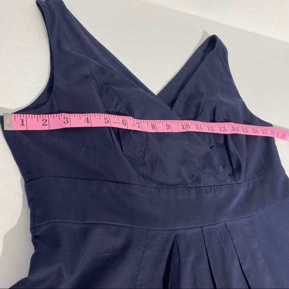 Lands' End  Front and Back V-Neck A-line Dress - Picture 10 of 13